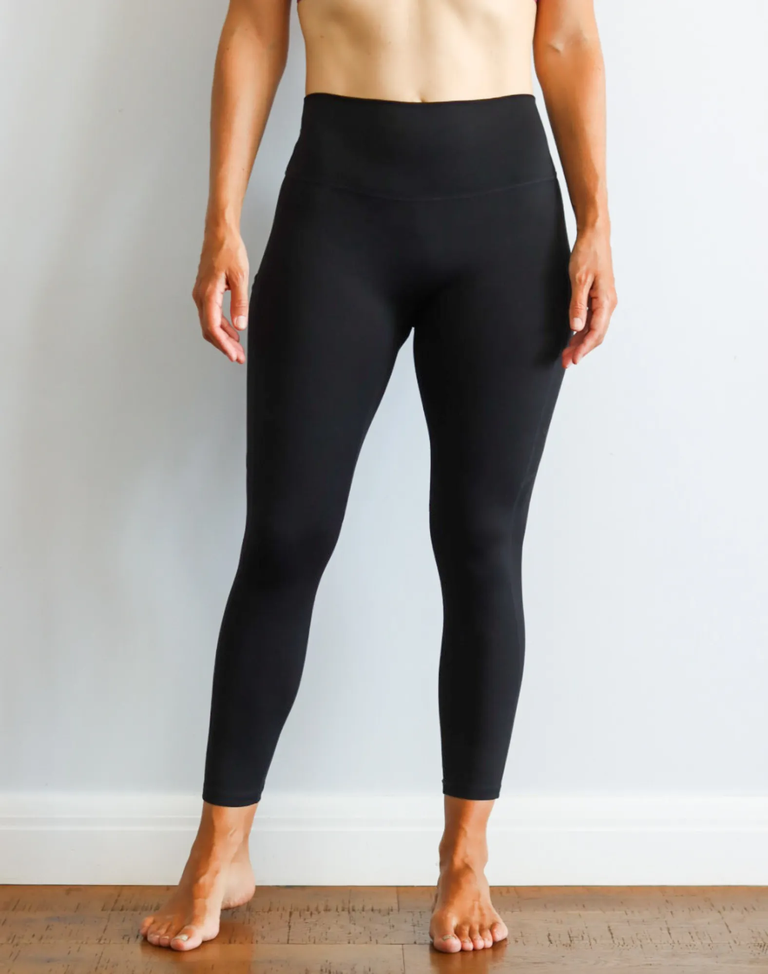 ** CLEARANCE ** Enhance Leggings - High Waisted Tights Black 7/8