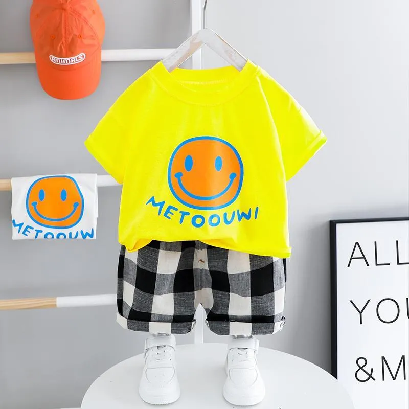 2pcs Fashion Color-block Smile Print T-shirt and Plaid Pants