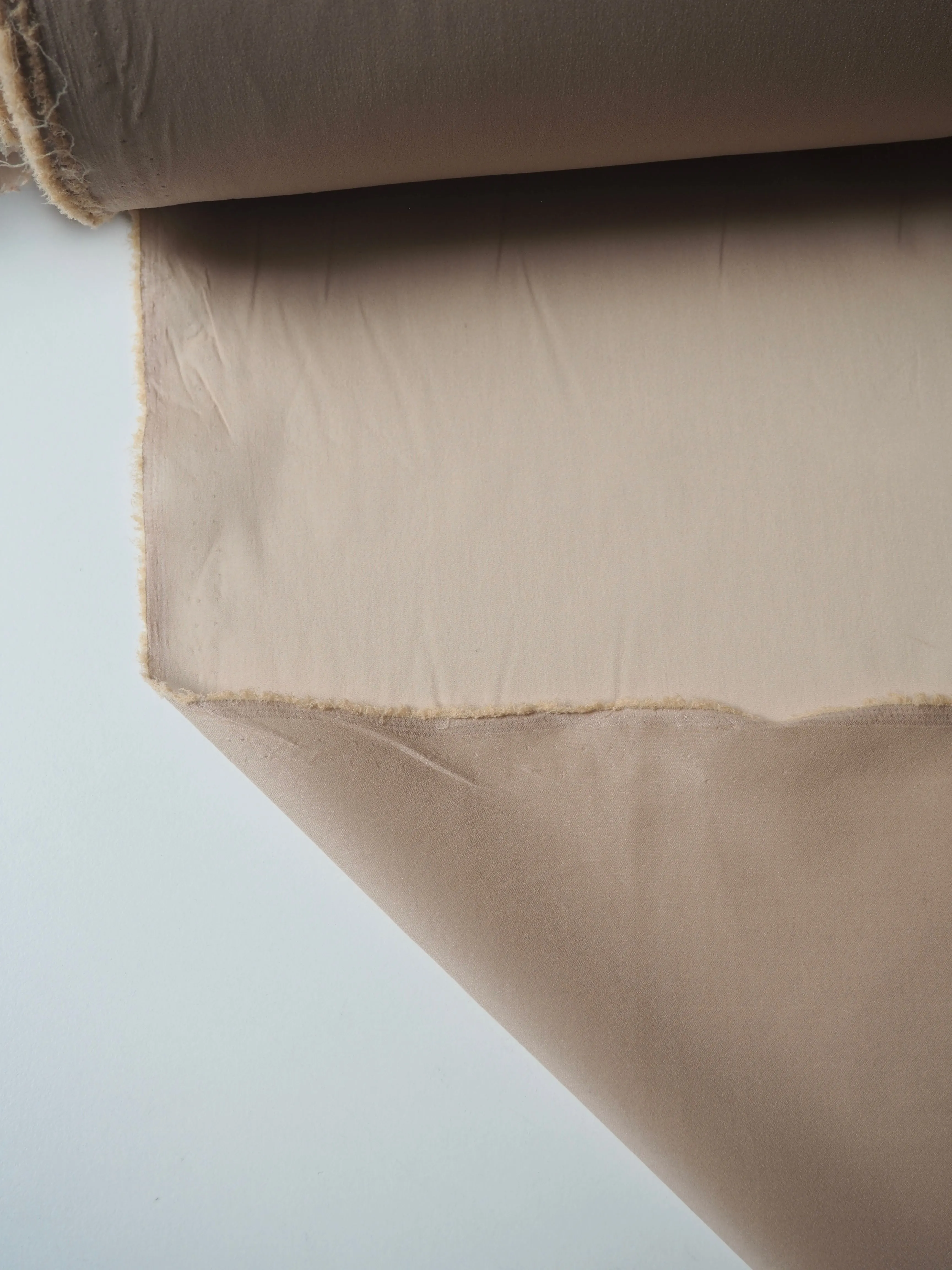 Beige Stretch Silk/Acetate Chiffon Lining