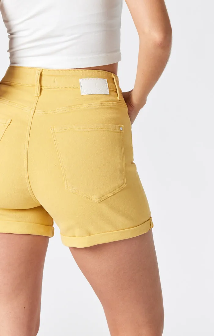 CLARA BOYFRIEND SHORTS IN MISTED YELLOW LA VINTAGE