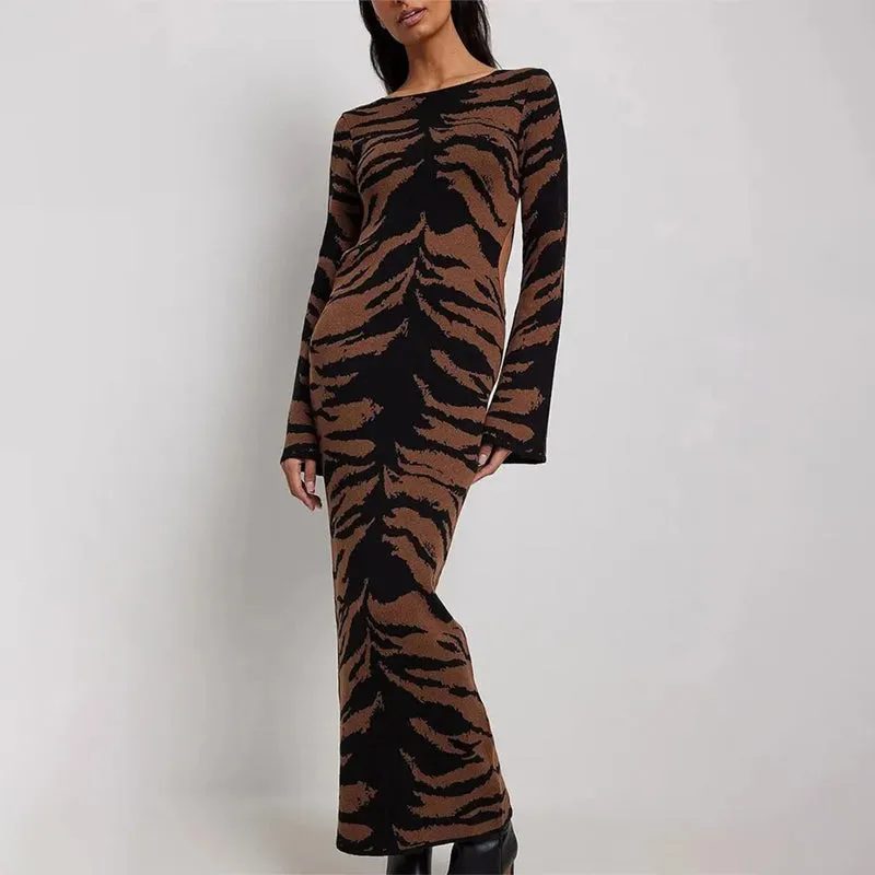 Flattering Geometric Pattern Flare Long Sleeve Maxi Dresses