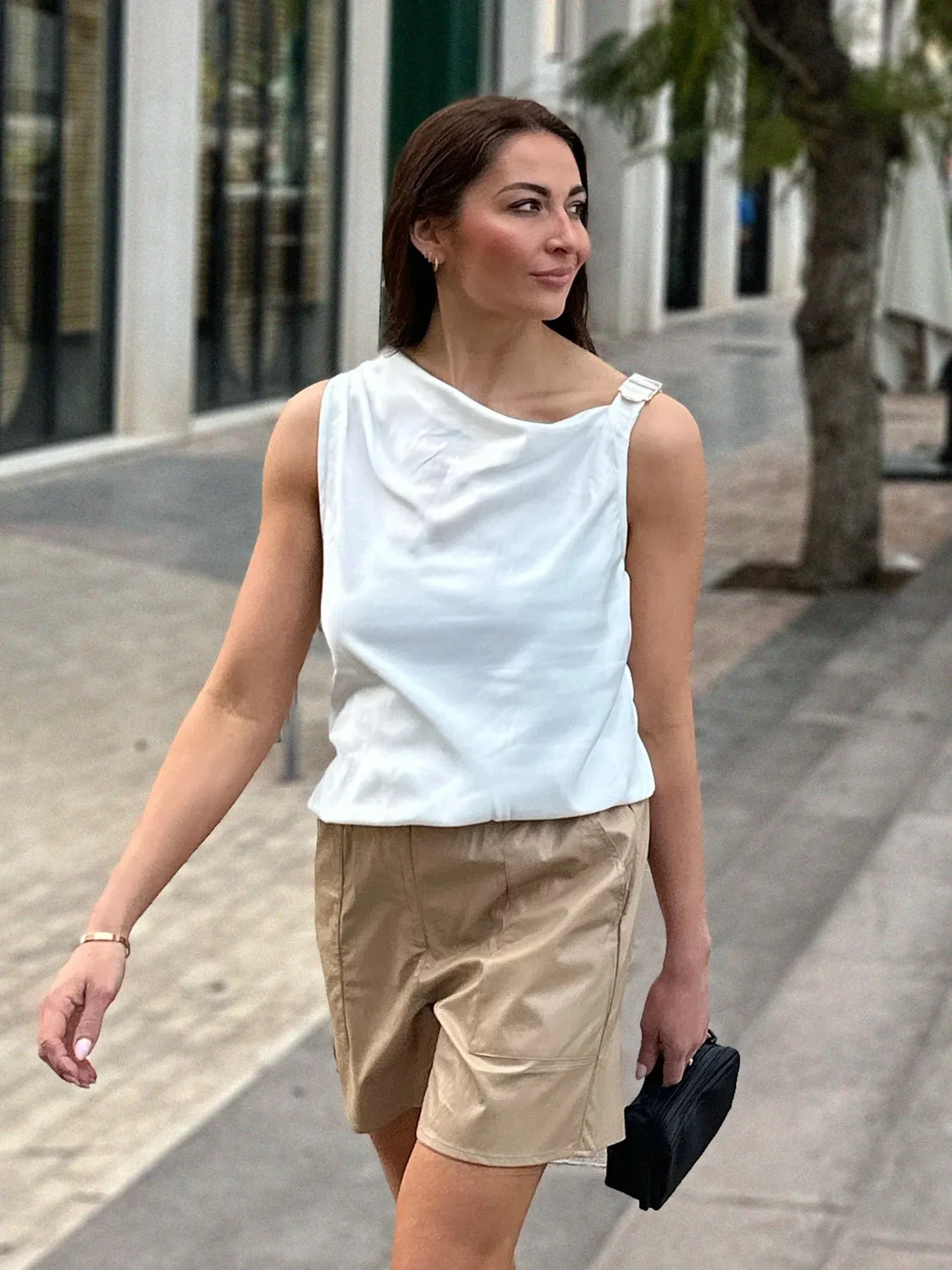 Ura Buckle Top - Creme